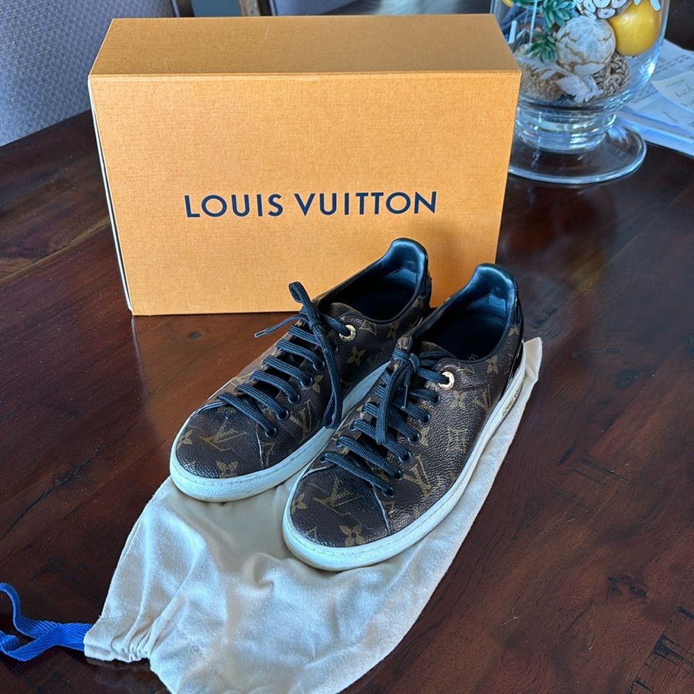 Authentic Louis Vuitton Frontrow sneaker tennis shoe